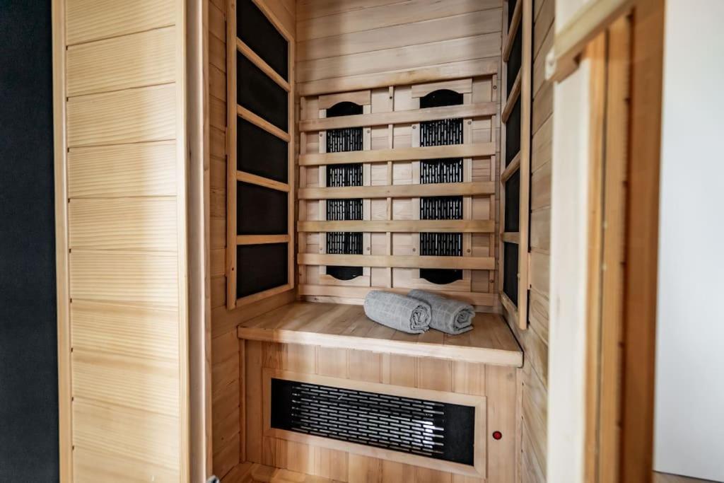 La Suite Ara, Avec Sauna เลียจ ภายนอก รูปภาพ